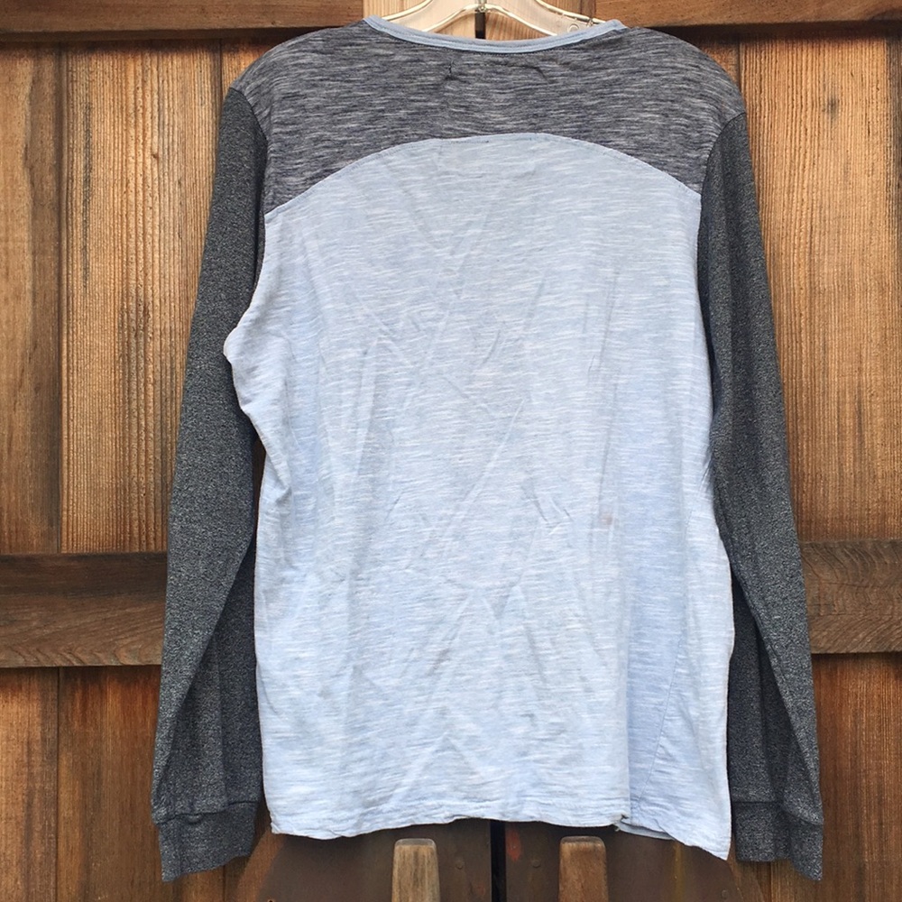 3/$20 Broken Threads Raglan Sleeve Shirt - Picture 4 of 5